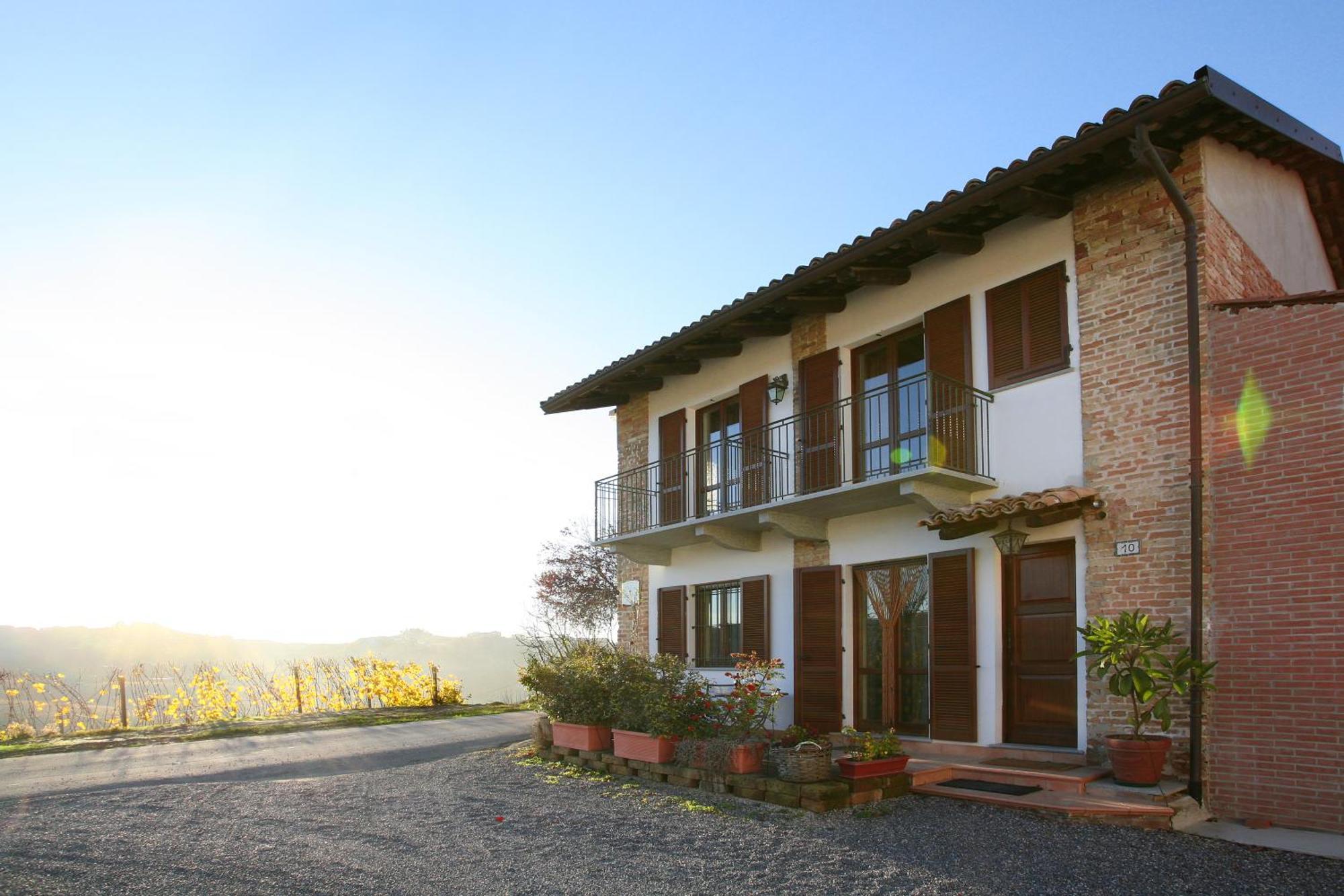 Agriturismo Antichi Poderi Gallina Neive Exterior foto